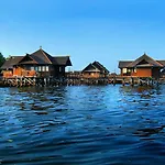 Pulau Ayer Resort And Cottages