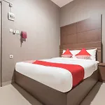 Oyo 383 Env Residence