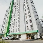 Reddoorz Apartment @ Green Lake View Ciputat