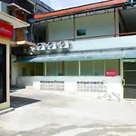 Reddoorz Plus Near Ciputra World Kuningan 2