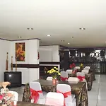 Reddoorz Plus Near Rscm Jakarta