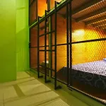 Kabin Kapsul Kayu Jati I - Hostel