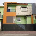 Oyo 132 Anggrek Murni Residence