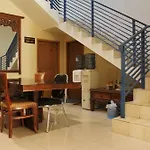Oyo 132 Anggrek Murni Residence