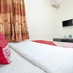 Super Oyo 122 Oekude Kost
