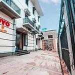 Super Oyo 122 Oekude Kost