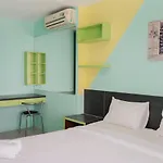 Elegant And Comfy 1Br Green Central City Glodok Apartment By Travelio