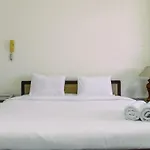 Comfy Studio At Menara Kondominium Kelapa Gading Apartment By Travelio