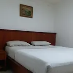 Oyo 2348 Ende Elok
