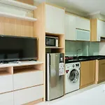 Tranquil And Well Appointed Studio Apartment At Menteng Park By Travelio