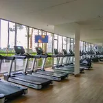 New Furnished 1Br Apartment At Gold Coast Near Pik By Travelio