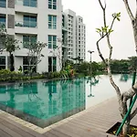 Cozy And Comfy 2Br Citralake Suites Apartment By Travelio