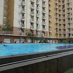 Comfortable 3Br Apartment At Green Palm Residences By Travelio