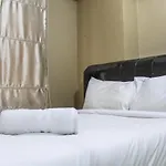 Posh 2Br Apartment At Green Bay Pluit By Travelio