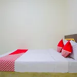 Oyo 2308 Seven Season Residence