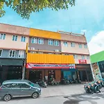 Oyo 1907 Pangrango Residence