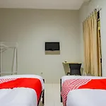 Oyo 2416 Griya Otista Syariah