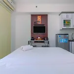 Comfy And Modern Studio Pakubuwono Terrace Apartment By Travelio