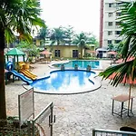 Wonderful Studio At Kebagusan City Apartment By Travelio