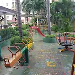 Comfortable 2Br Apartment At Mediterania Palace Residence By Travelio