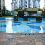 Comfortable 2Br Apartment At Mediterania Palace Residence By Travelio