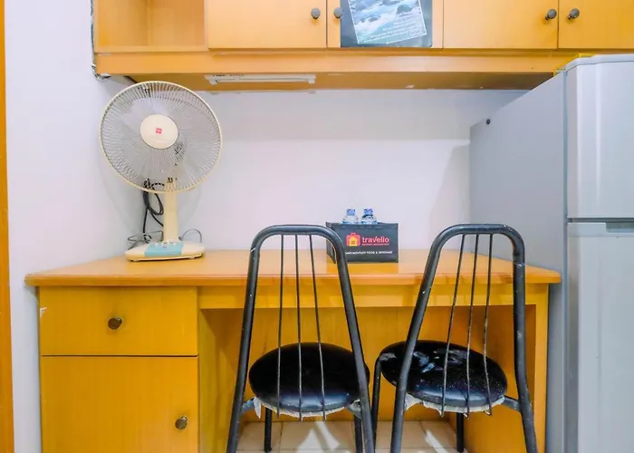 New Furnished 1Br Rajawali Apartment By Travelio