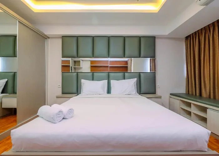 Cozy Studio Apartment At H Residence Near Mt Haryono By Travelio