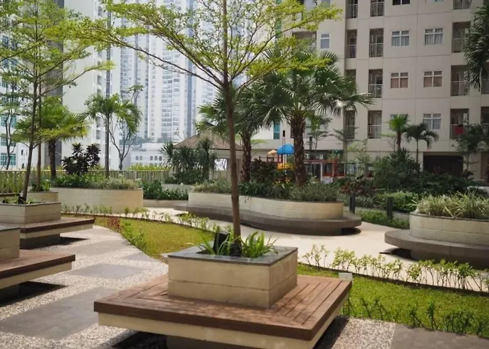 1 Bedroom Apartment Near Central Park Mall