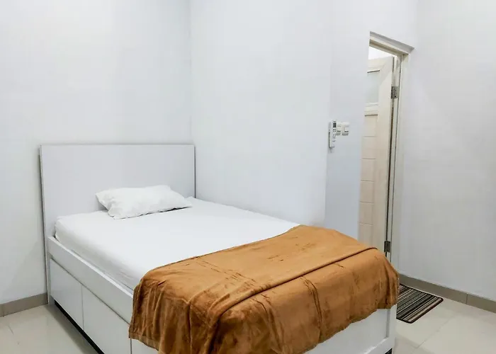 Benhill Syariah Residence 2 Mitra Reddoorz