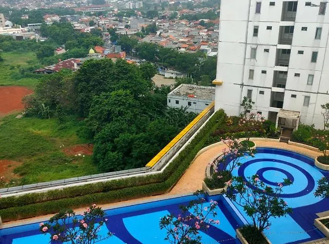 Toptravel Bassura City