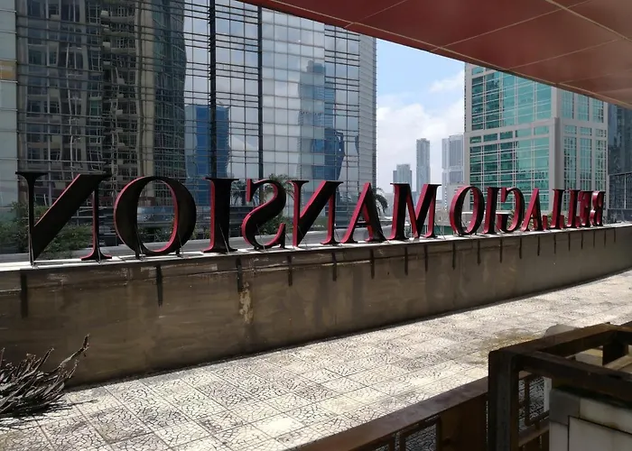 Homey 3 Bedrooms Condo In Mega Kuningan, Jakarta