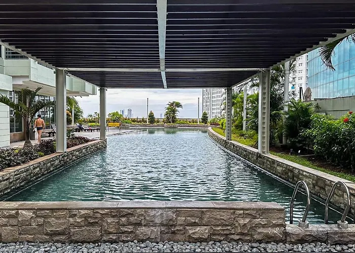 2 Bedroom Apartment On Central Park Mall