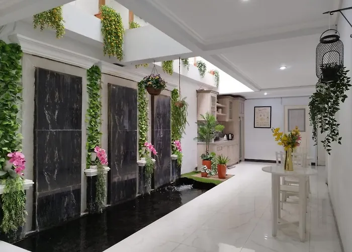 Nest Residence