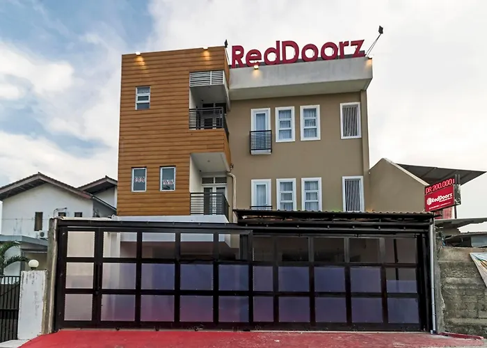 Reddoorz Plus @ Cipete Damai