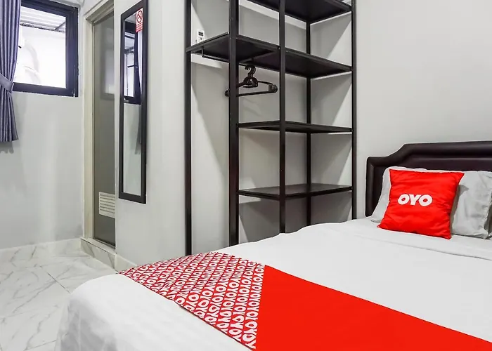 Collection O 91131 New V1 Hotel