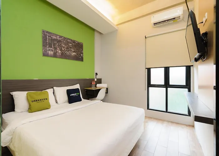 Urbanview Caverna Gandaria By Reddoorz
