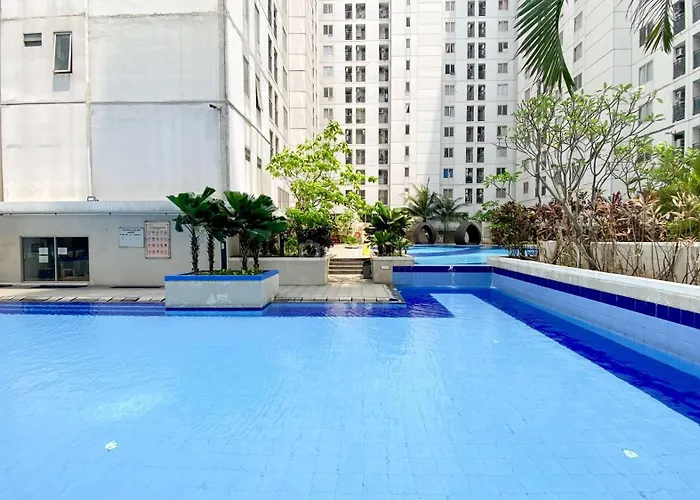 Strategic And Warm Studio At Bassura City Apartment By Travelio