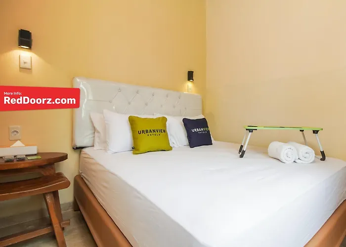 Urbanview Hotel Cantee Halim Perdanakusuma By Reddoorz