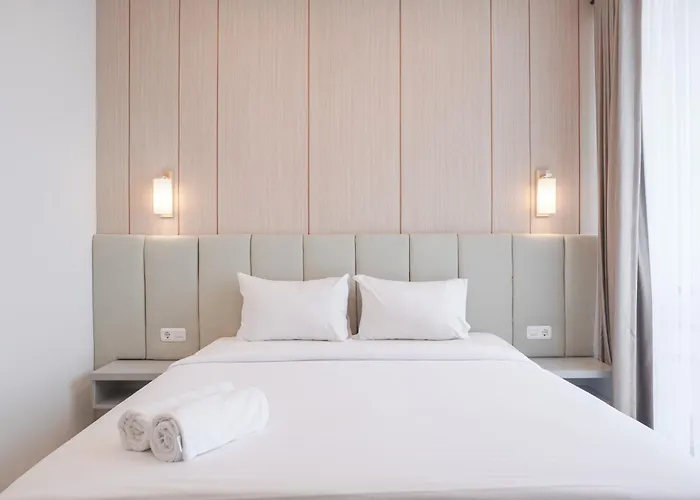 Nice And Comfort 1Br At 25Th Floor Samara Suites Apartment By Travelio