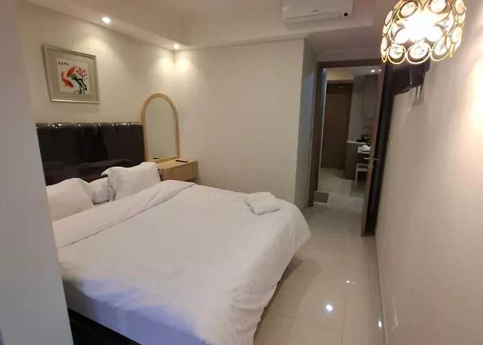 Jakarta Goldcoast Seaview Apartment