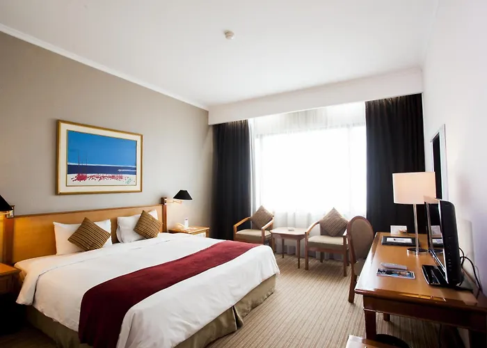 Menara Peninsula Hotel