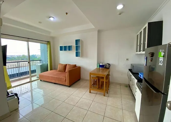 Apt Gading River View 2Br Wifi Pool