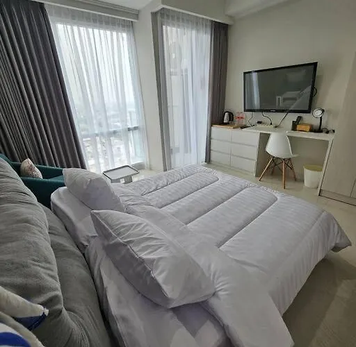 Green Sedayu Apartment Deluxe By Ellison