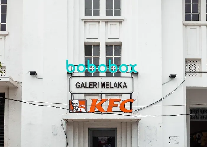 Bobopod Kota Tua, Jakarta