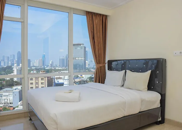 Nice And Spacious 3Br At Menteng Park Apartment By Travelio