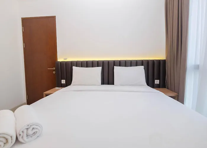 Minimalist And Homey 1Br At Ciputra World 2 Apartment By Travelio