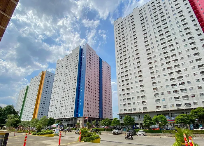 Cozy 2Br At 28Th Floor Green Pramuka City Apartment By Travelio