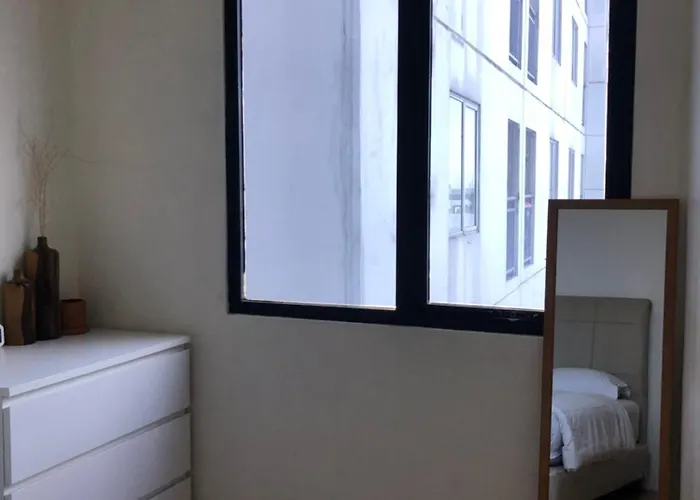 Moagi Stay Alamanda - Netflix Ready! At Bassura City Apartment