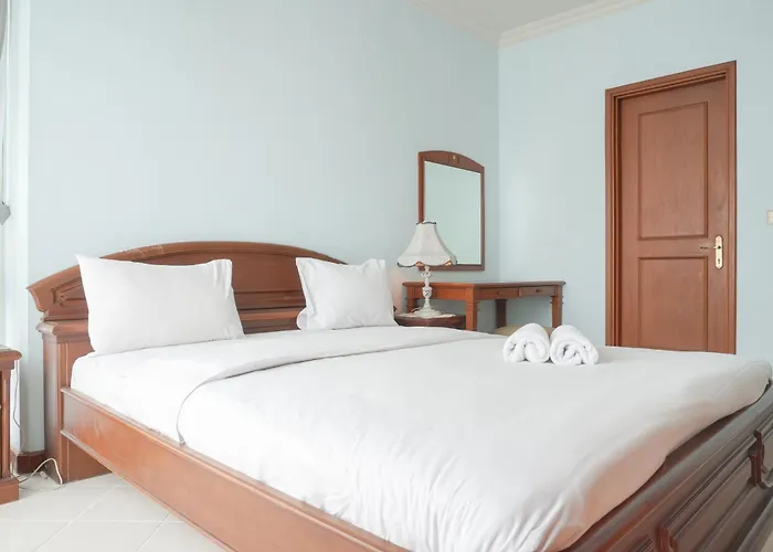 Elegant And Homey 2Br Apartment At Puri Casablanca By Travelio