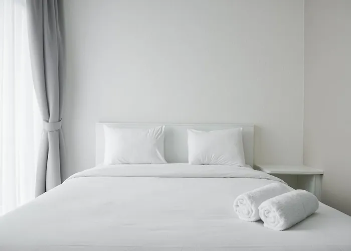 Modern And Comfort Studio At Ciputra International Apartment By Travelio